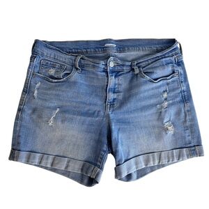 Women’s Old Navy distressed jean shorts size 10